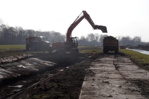 Verhuur rijplaten en draglinschotten